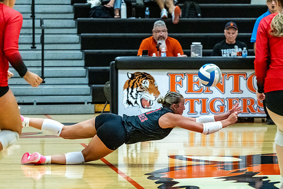 VB_Linden_Fenton_91526 (18 of 174)