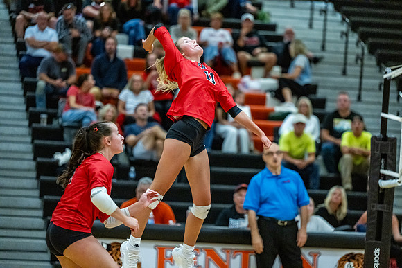 VB_Linden_Fenton_91526 (30 of 174)