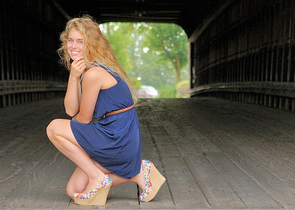 Fenton and Linden MI Senior and Wedding Photographer Sample Image. http://www.DigiSharpPhotography.com