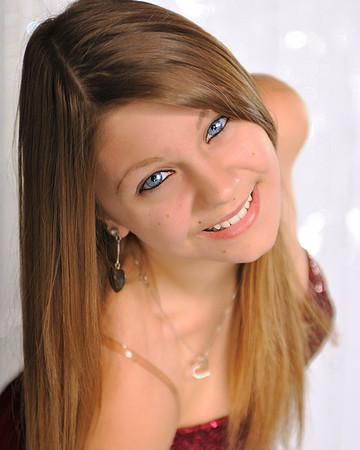 Brandon MI Senior and Wedding Photographer Sample Image. http://www.DigiSharpPhotography.com