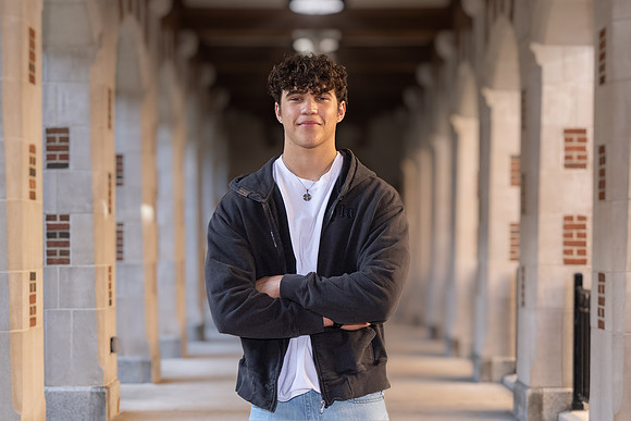 Fenton High School Senior Picture DigiSharp Photography Senior Pictures