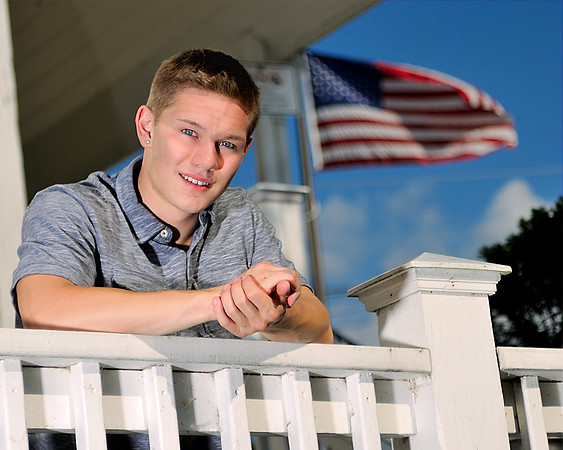 Fenton and Linden MI Senior and Wedding Photographer Sample Image. http://www.DigiSharpPhotography.com